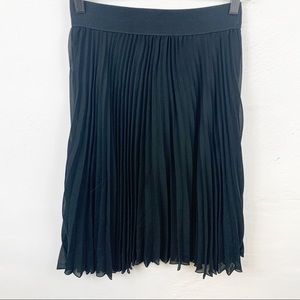 Love Culture l Black Accordion Mini Skirt